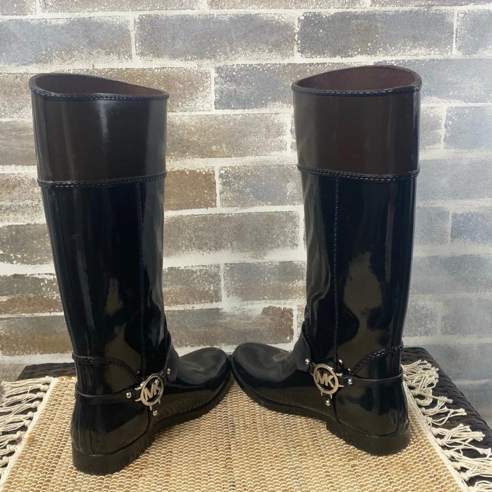 Michael Kors, Two Tone, Silver Emblem, Tall Rain Boots, Size 9 - Picture 3 of 9